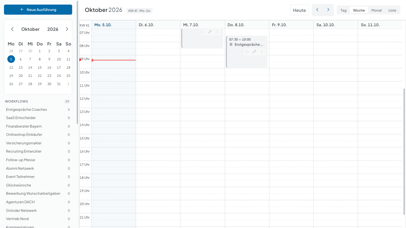 CompLeadly-Kalender „Workflow planen“ in der Wochenansicht Oktober 2026 mit einem geplanten Zeitfenster am Donnerstag von 07:30 bis 10:00 Uhr und der Workflow-Liste links (Beispieldaten)